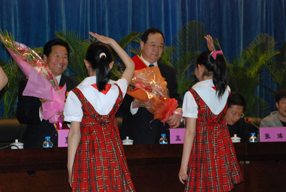 6t����(6TSPORTS)�����Źɷݹ�˾