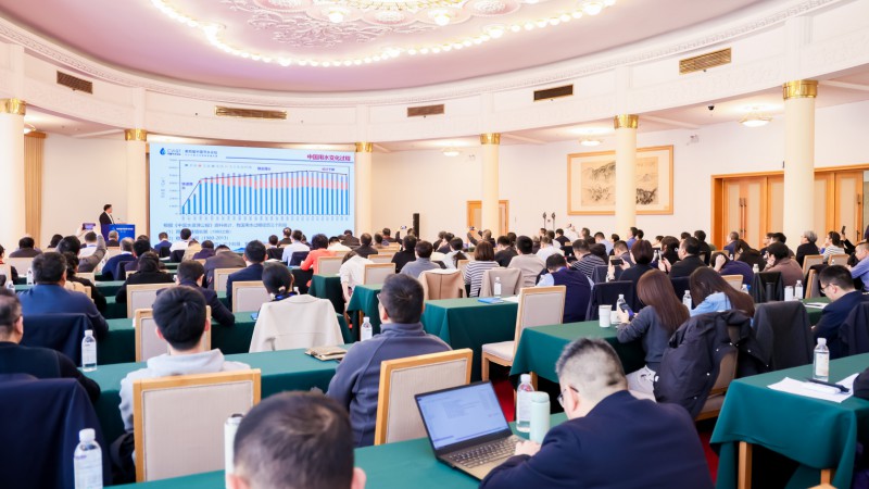 ר����̳һ����ˮ����̬�����͸���������